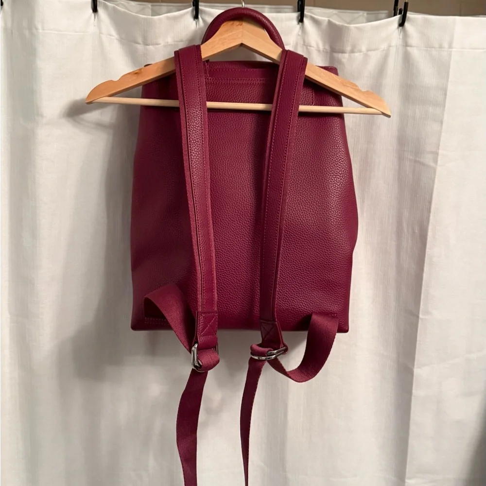 Matt&Nat Vegan Leather Backpack - Picture 2 of 7